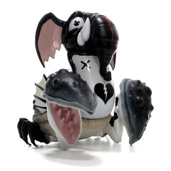 Cap'n Rotnclaw Vinyl Figure - Greg Simkins + Strangeco - Keel Haul Clegg (Black) - Picture 2 of 6